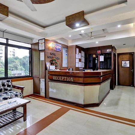 Collection O 82926 Hotel Royal Plaza Ahmedabad Bagian luar foto